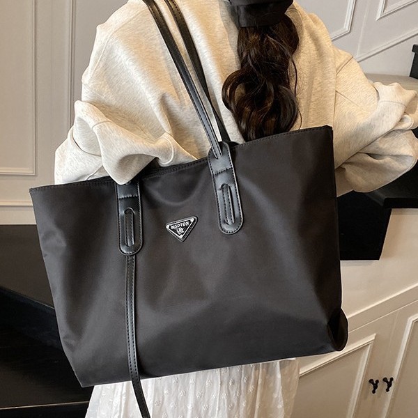 Large-capacity Oxford cloth bag, women's fashionable and versatile single-shoulder handbag, casual travel and commuting bag, tote bag, cross-border full figure
