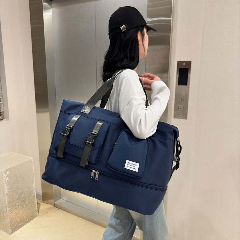 New cross-border travel bag, large-capacity multi-functional single-shoulder sports and fitness bag, independent shoe compartment handbag, crossbody bag Application Scenario