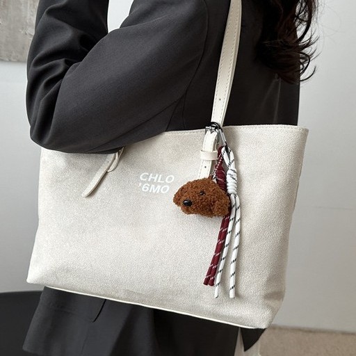High-end autumn and winter texture casual tote bag, large-capacity single-shoulder bag, fashionable and versatile underarm bag, durable ladies' bag details Picture