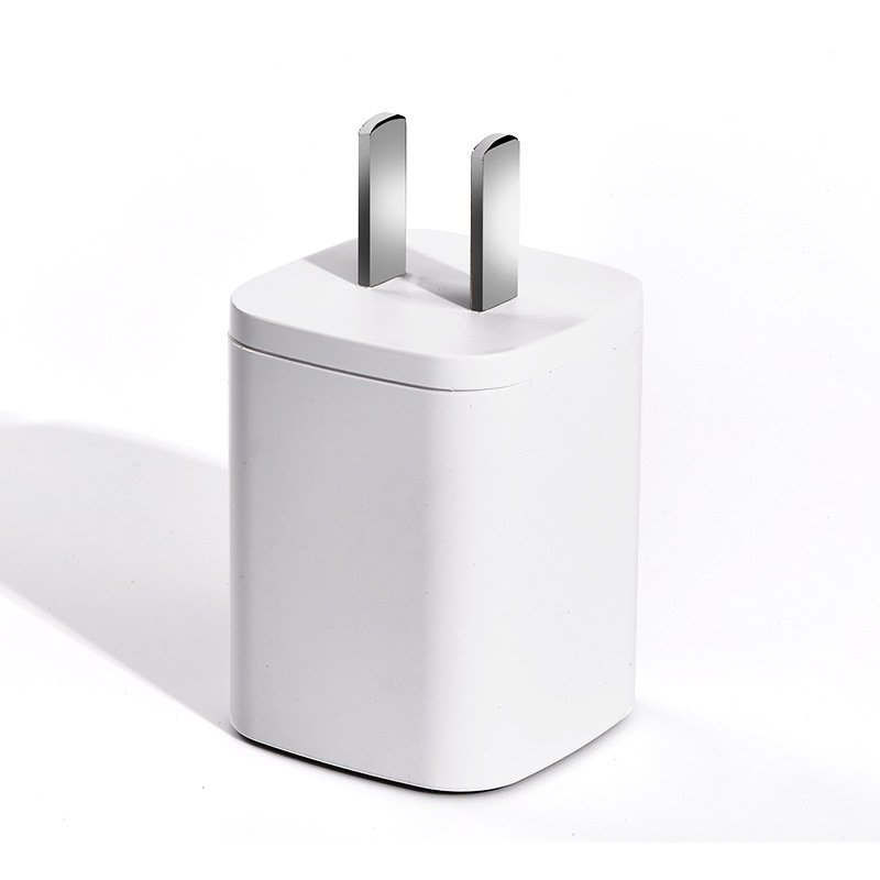 The 30w PD fast charging smart digital display charging head is suitable for Apple 15 and iPhone chargers and is compatible with Android devices Item Picture