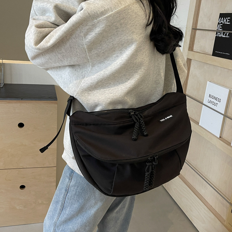 Korean style Instagram trendy casual dumpling bag crossbody bag 2024 New fashionable large-capacity single-shoulder bag Versatile women's bag full figure