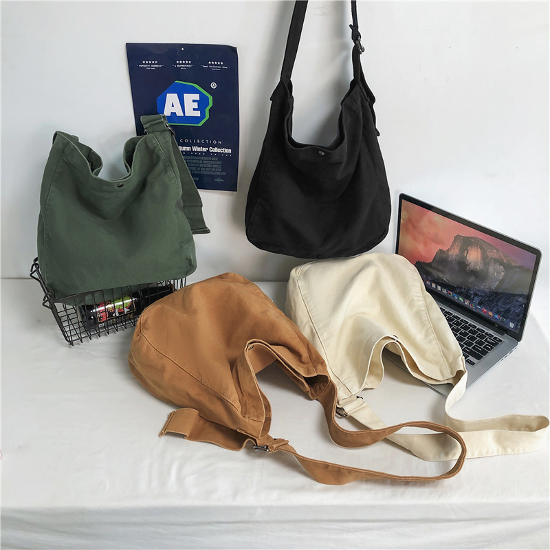 Large-capacity crossbody bag, simple and laid-back Japanese and Korean style artistic washed canvas bag, student single-shoulder bag, casual shopping bag Specification drawing