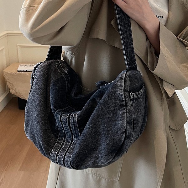 Cross-border 2025 Denim single-shoulder bag in Korean style, casual and versatile, commuter women's bag, college student dumpling bag trend full figure