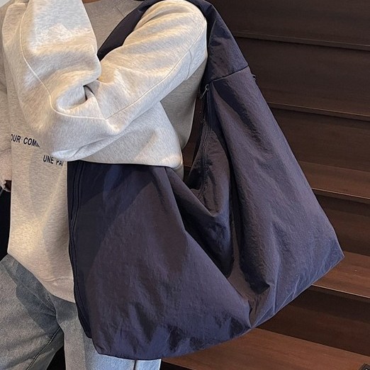 Cross-border relaxed fabric bag for women 2025 New spring large-capacity casual single-shoulder bag and commuter tote bag Specification drawing