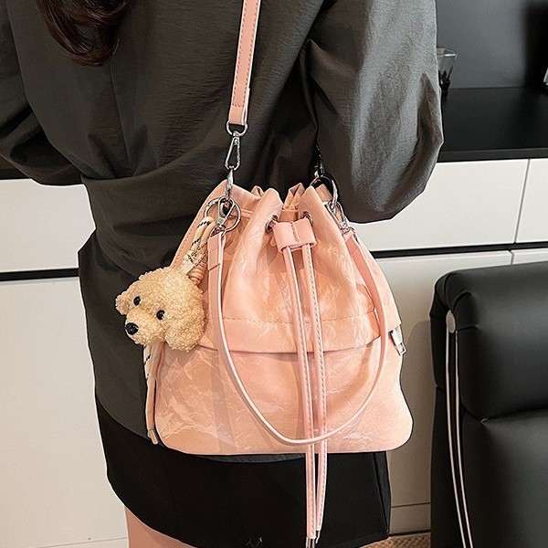 Cross-border 2025 New Style drawstring bucket bag, versatile for women, girlish single-shoulder bag, Instagram-style Korean crossbody bag full figure