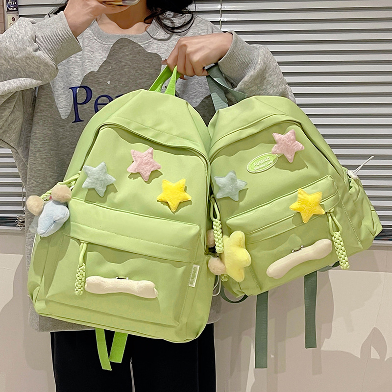 New cross-border girls' simple and casual large-capacity backpack, ins style lightweight schoolbag for primary and junior high school students Application Scenario