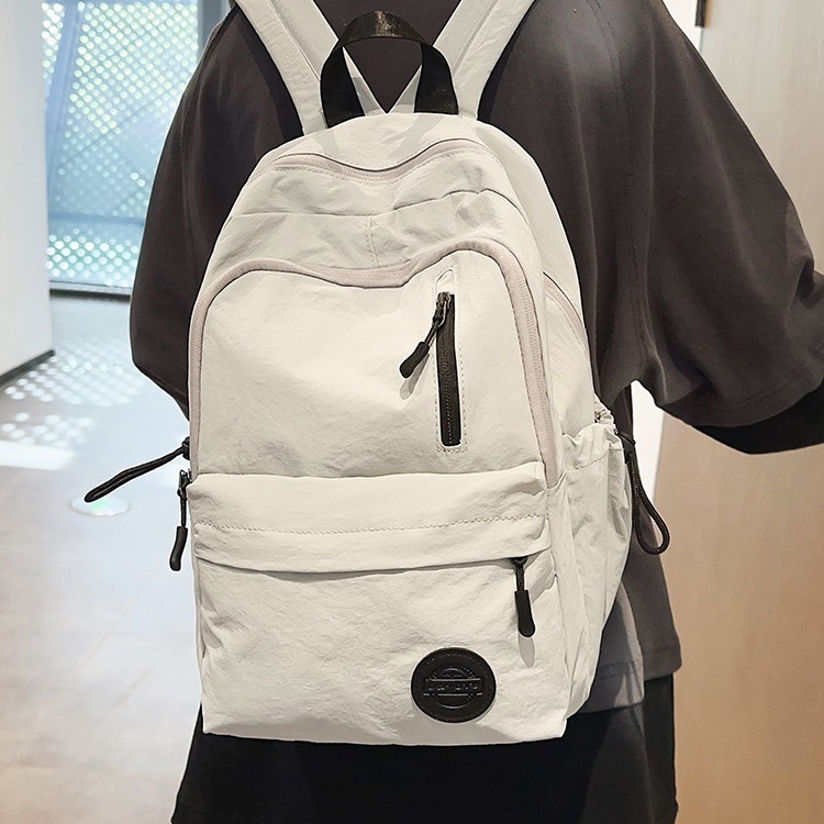 New trendy backpacks from Japan and South Korea, high school and college student backpacks, casual couple backpacks, large-capacity computer backpacks Specification drawing