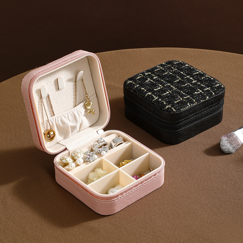 Factory wholesale of simple storage, travel, portable jewelry, storage boxes, stud rings, rings and small jewelry boxes in stock details Picture