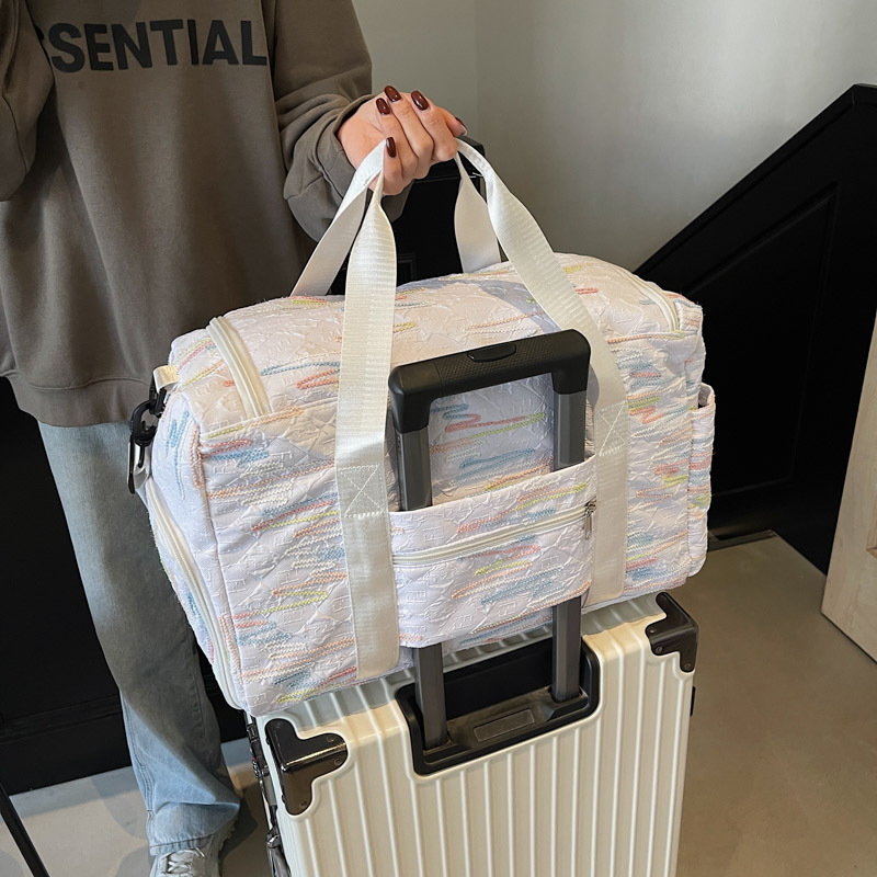 New large-capacity travel bag, lightweight hand-held dry and wet separation sports and fitness bag, independent shoe compartment storage luggage bag details Picture