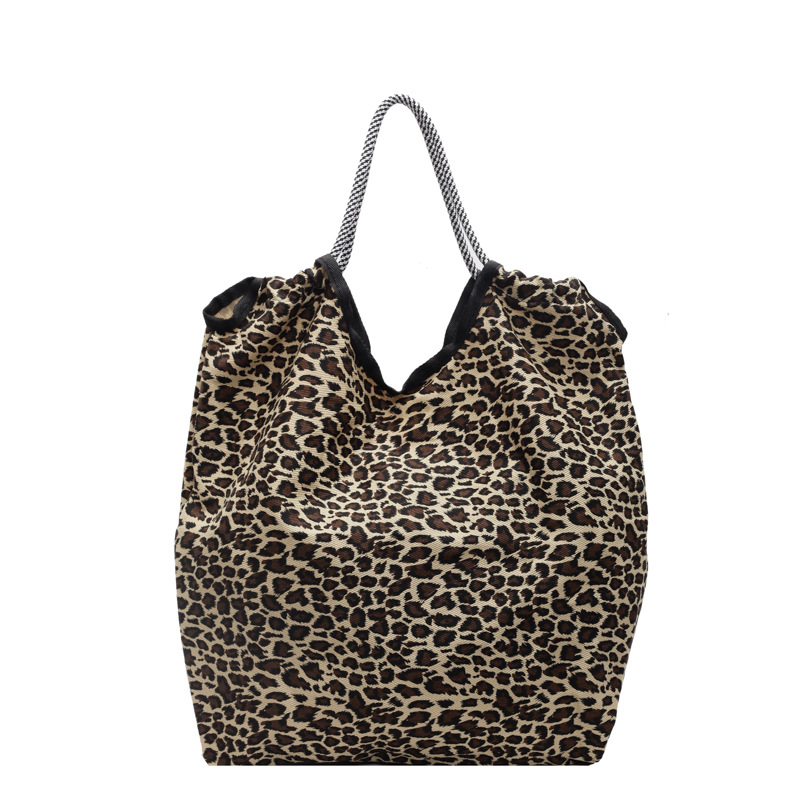 Korean style laid-back retro leopard print bag for women, 2024 new high appearance level tote bag, large capacity single-shoulder handbag Item Picture