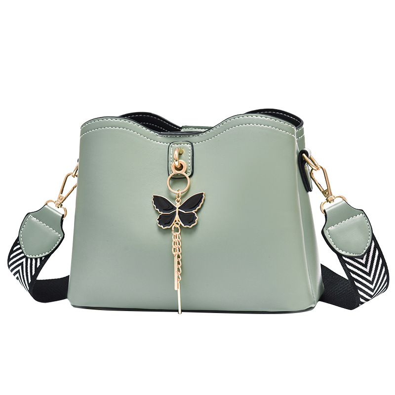 Wholesale of women's small bags 2024 new style, versatile, trendy and fashionable, single-shoulder crossbody cross, one-piece consignment of online red envelopes Item Picture