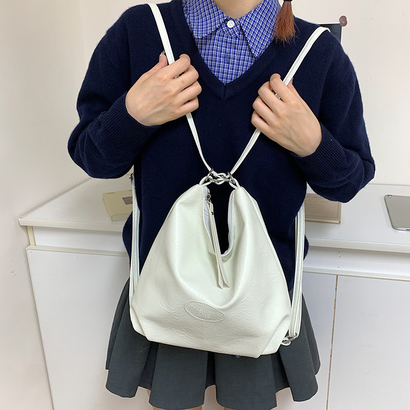 Tote Bag Women 2024 New large-capacity commuter backpack, retro casual street style single-shoulder crossbody bag details Picture