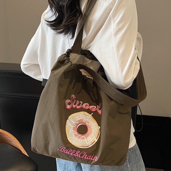 Japanese-style donut embroidery nylon shopping bag, simple and versatile for commuting, large-capacity single-shoulder bag, trendy and lightweight casual bag details Picture