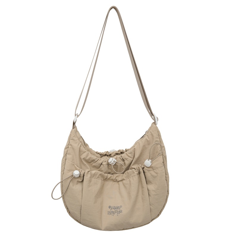 Korean Instagram-style best friend crossbody bag for women, light and niche design, dumpling bag for girls to go out and play, single-shoulder bag Item Picture