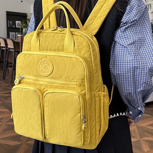 Solid-color Japanese-style women's casual backpack, lightweight nylon multi-pocket waterproof travel backpack, computer bag, multi-functional bag details Picture