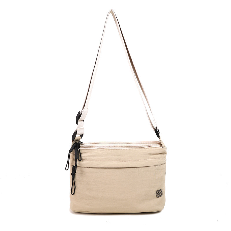 New autumn and winter bag for 2024: Simple, ultra-light, high-end texture, niche solid color single-shoulder bag, fashionable and versatile crossbody bag Item Picture