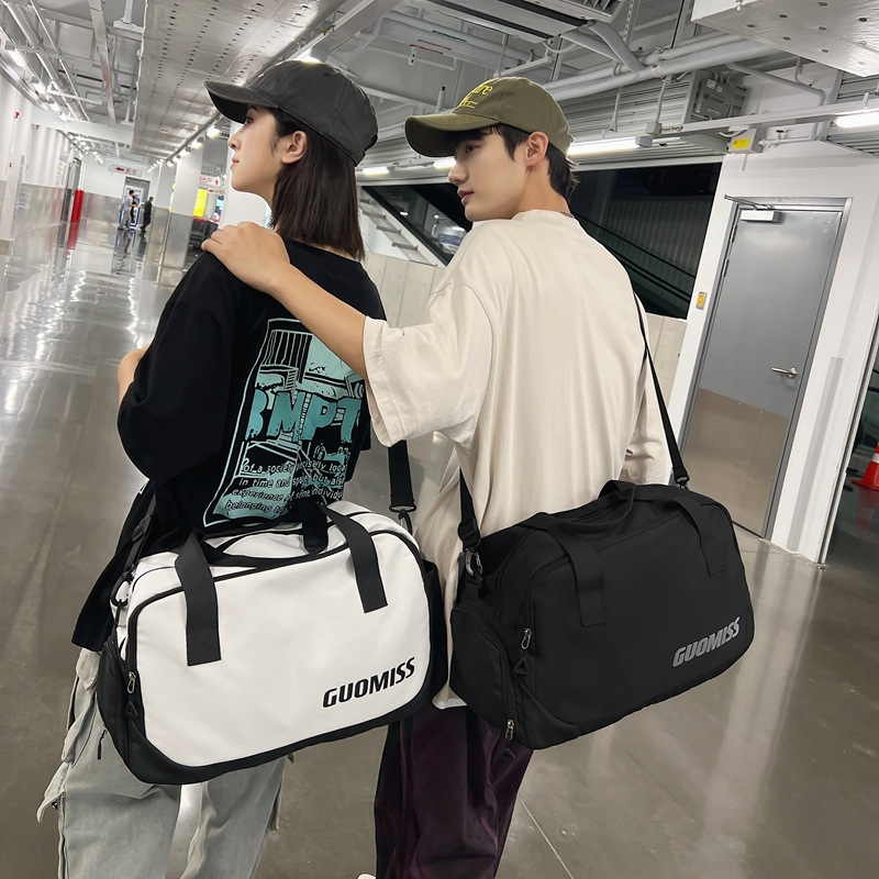 Large-capacity portable handbag, 2025 new style casual sports travel bag, Korean style fashionable storage short travel bag details Picture