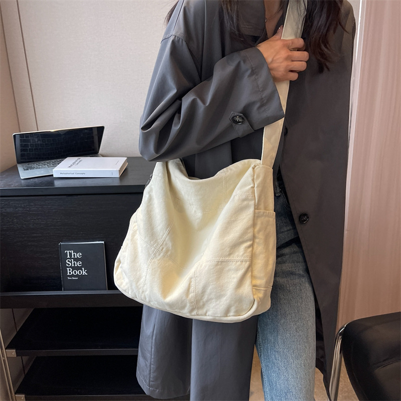 Washable canvas bag for women, Japanese-style simple college student schoolbag, large-capacity crossbody bag, casual messenger bag for women full figure