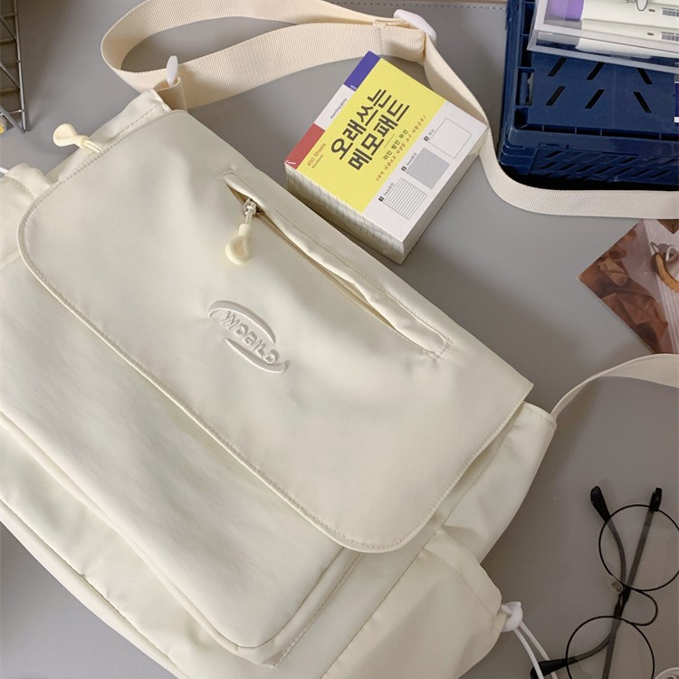 Japanese-style simple workwear crossbody bag, women's laid-back style student large-capacity postman bag, men's commuter tote bag, tutorial bag Specification drawing