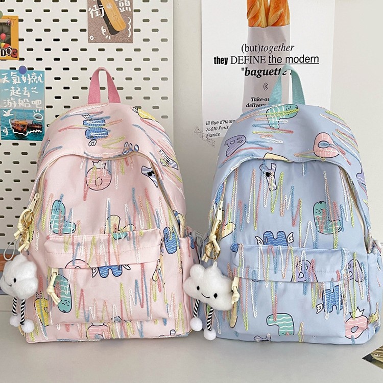 Ins-style large-capacity schoolbag for junior high school, senior high school and college students, high appearance level, simple and cute campus backpack full figure