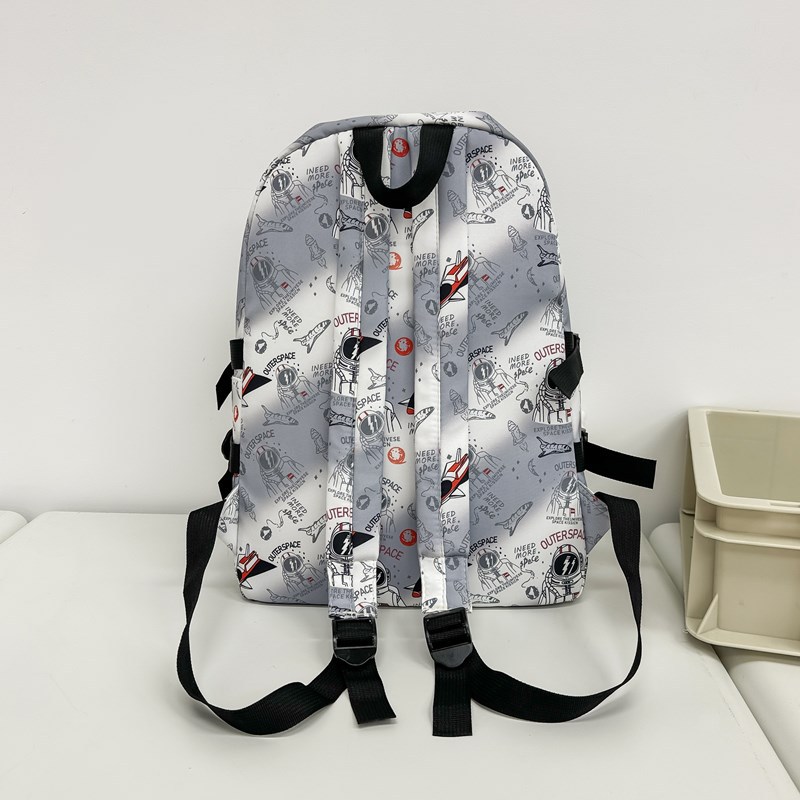 Schoolbag for male middle school students, cool and individualistic fashion on Instagram; backpack for junior and senior high school students, Japanese graffiti trend; backpack for female students Specification drawing