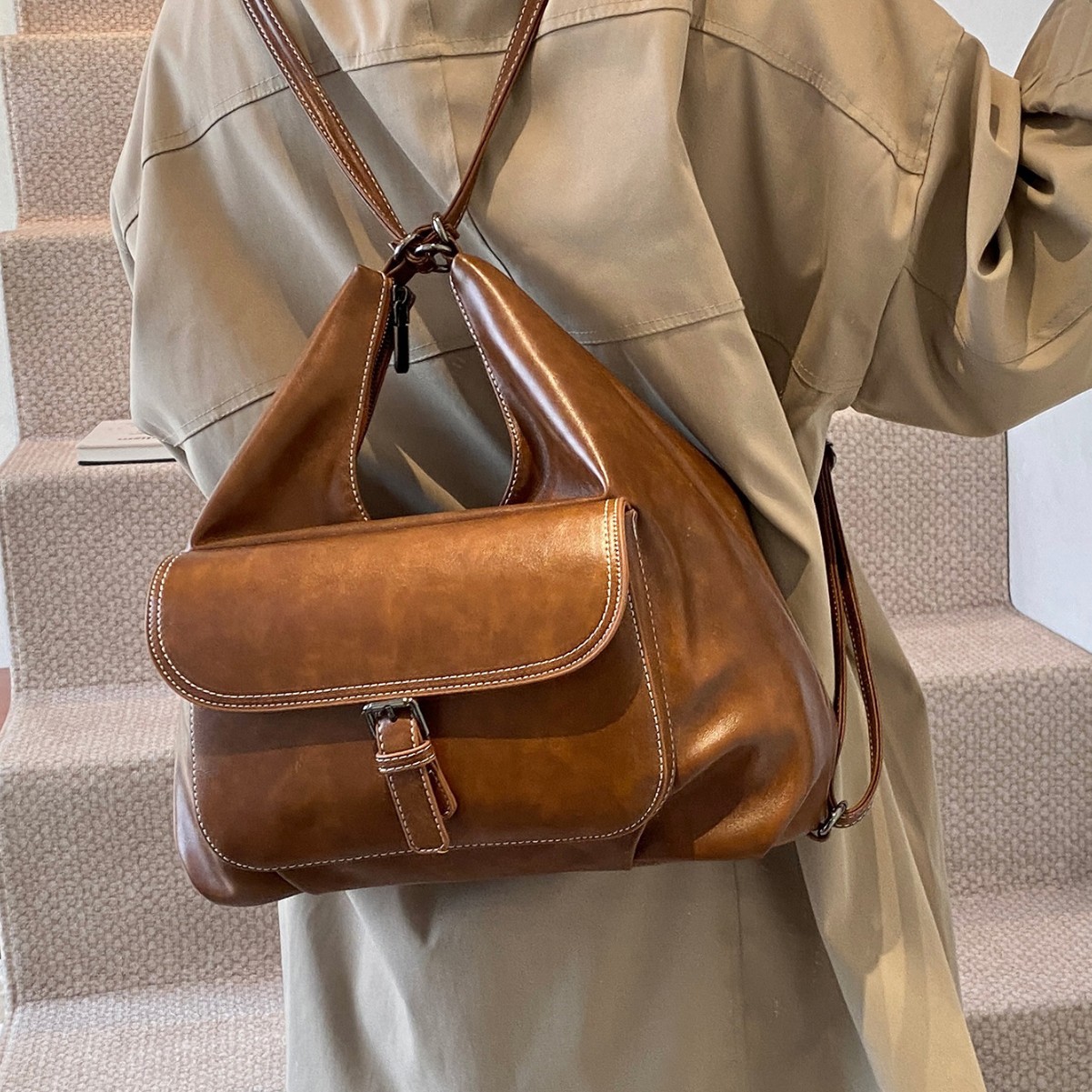 New retro large-capacity bag, niche tote bag, fashionable autumn and winter high-end quality commuting single-shoulder bag Specification drawing