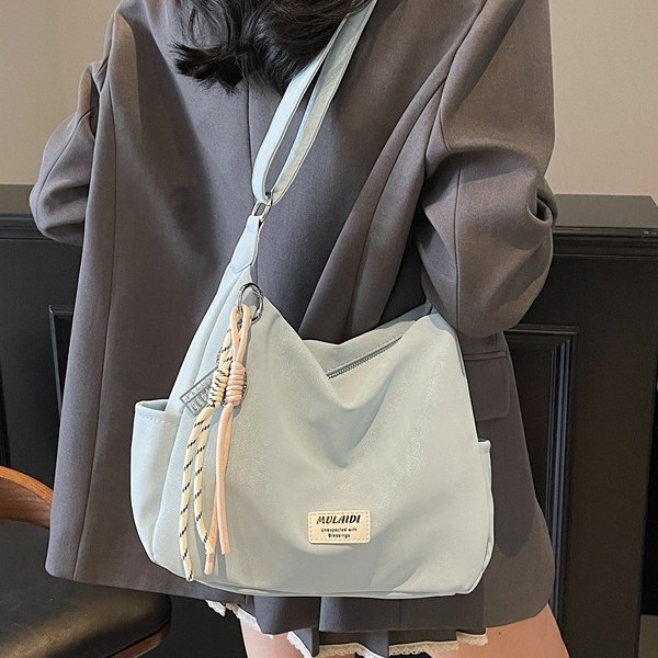 Cross-border niche candy-colored lightweight pleated shoulder strap tote bag for women, new summer large-capacity single-shoulder crossbody bag Specification drawing