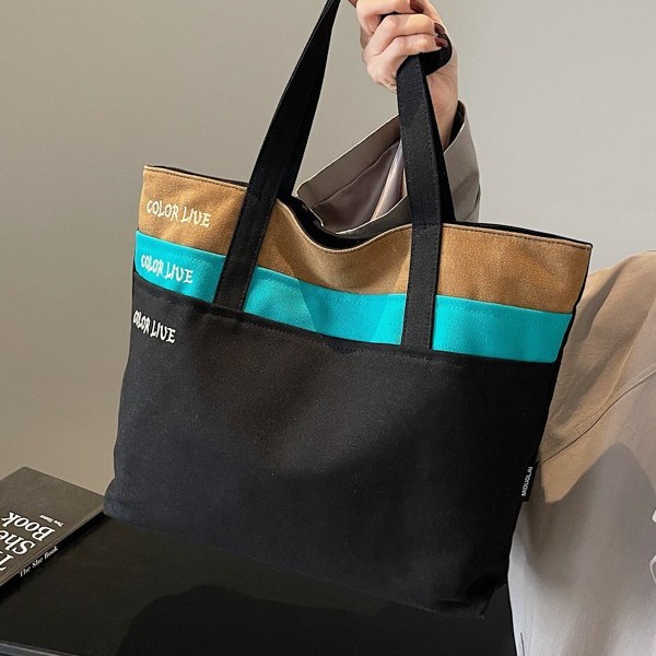New large-capacity tote bags for autumn and winter, student canvas bags, hand and shoulder bags, color-blocking casual and trendy tote bags Application Scenario