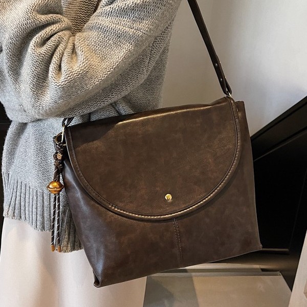 Single-shoulder bag, workwear style, tote bag, shoulder bag, trendy bag, small square bag, street niche, armpit fashion, large capacity bag details Picture
