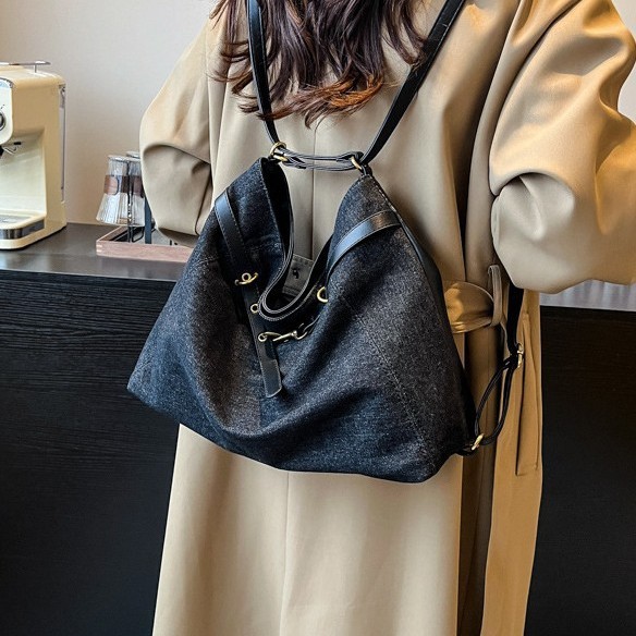 Denim backpack 2024 autumn/Winter new style Korean niche color-blocking retro single-shoulder crossbody bag School style bag details Picture
