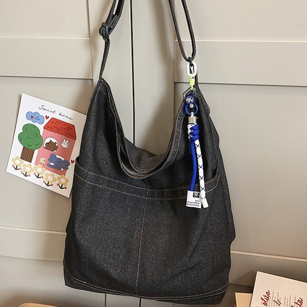 New denim canvas bag with a laid-back style for women, a retro Korean casual shopping bag, and a large-capacity single-shoulder bag for college classes Specification drawing
