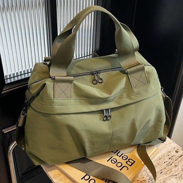 A new large-capacity casual sports handbag for women, a trendy and fashionable tote bag for business trips, and a lightweight single-shoulder crossbody bag details Picture