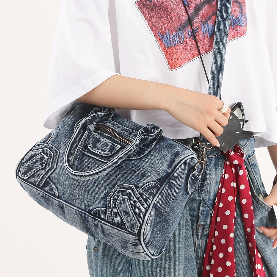Retro washed denim motorcycle casual new handbag, eye-catching single-shoulder crossbody bag, large-capacity tote bag Specification drawing