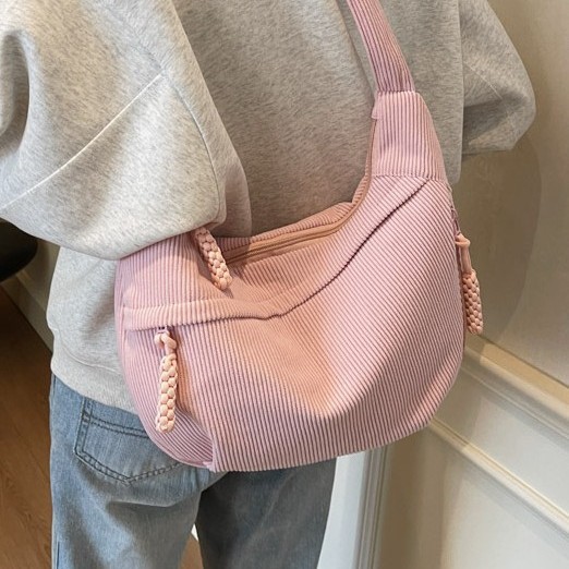 Corduroy bag for women, large capacity 2024 new model, high-end texture, niche design, single-shoulder crossbody commuting dumpling bag full figure