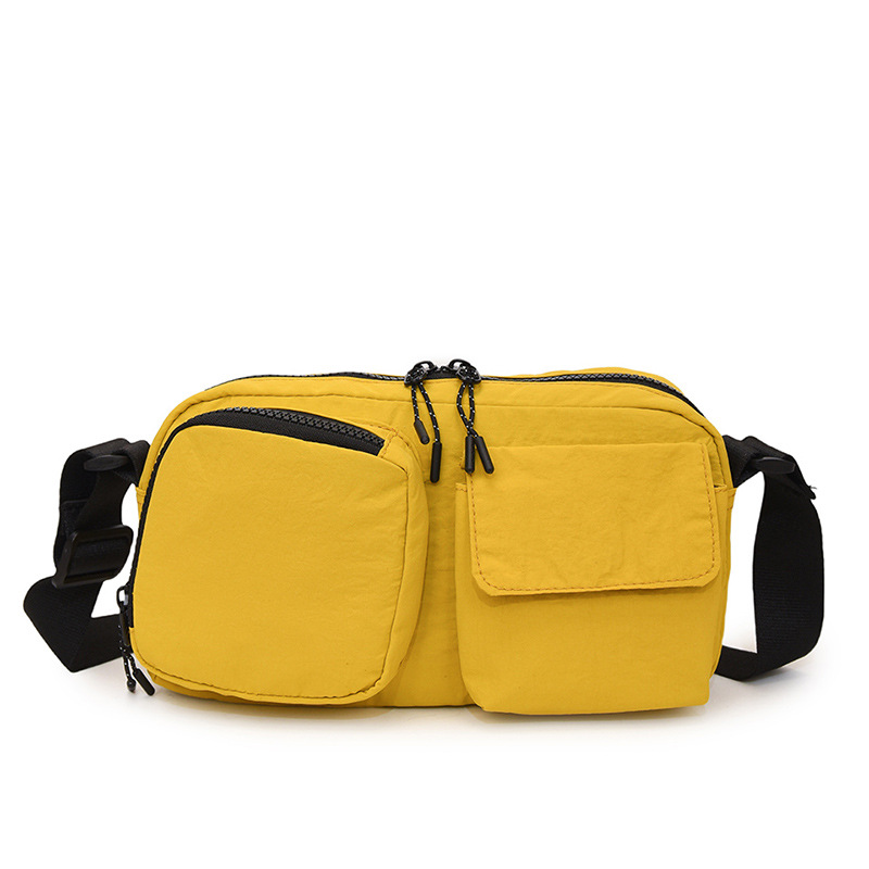 Fashionable and casual multi-pocket crossbody bag, single-shoulder postman bag, camera bag, underarm bag, unisex crossbody bag Item Picture