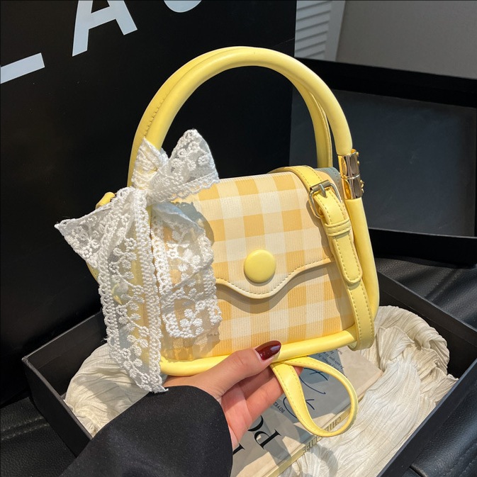 2025 New best-selling versatile handbags: trendy small square bag, versatile shoulder bag, stylish checkered crossbody bag, women's bag full figure