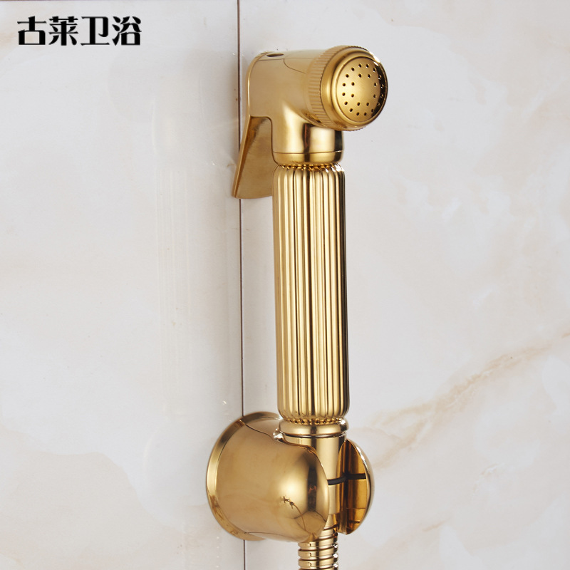 All-copper pressurized golden toilet spray gun, one inlet and two outlets Angle valve, body wash, feminine wash head, shower head, faucet Application Scenario