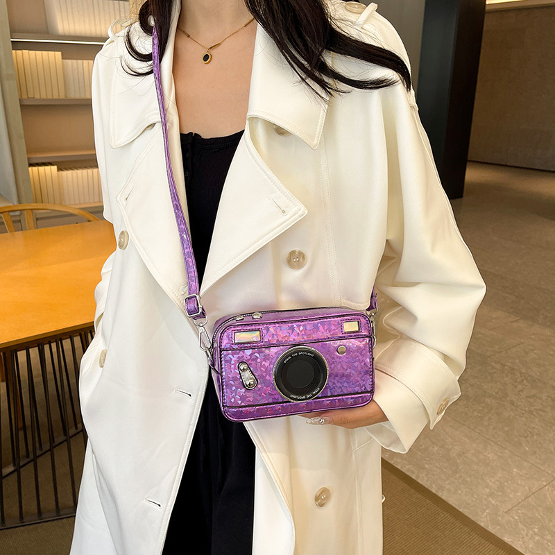 Cross-border 2025 New Korean school style contrasting color camera bag, stylish for women, versatile and trendy single-shoulder crossbody bag for commuting Specification drawing
