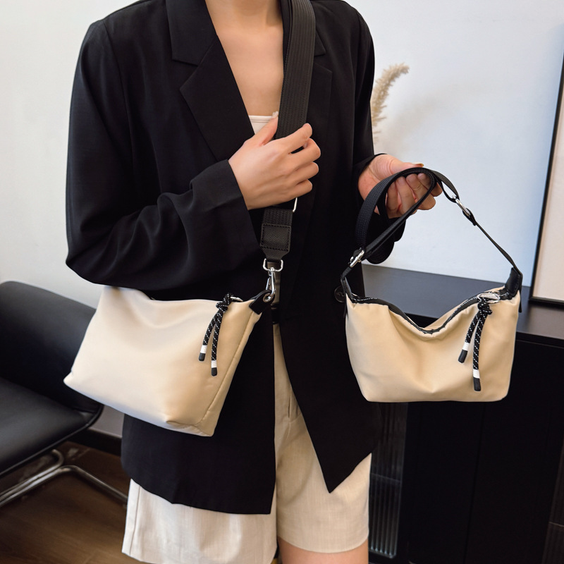 A new 2025 nylon trendy solid color large-capacity small square bag for women, fashionable, simple, casual and versatile single-shoulder crossbody bag Specification drawing