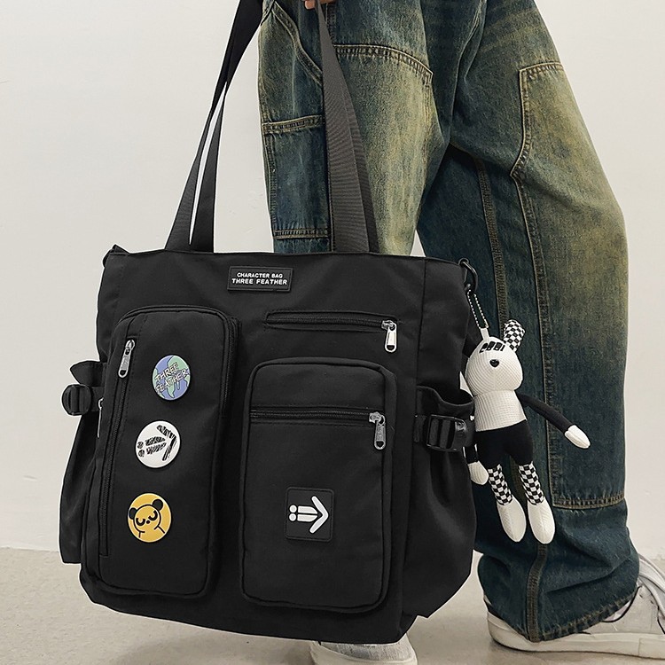 Korean-style workwear casual handbag, student tutorial book bag, large-capacity unisex trendy single-shoulder crossbody bag Application Scenario