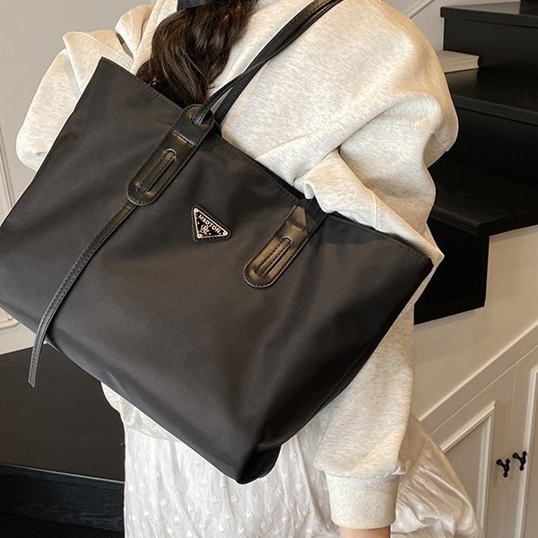 Large-capacity Oxford cloth bag, women's fashionable and versatile single-shoulder handbag, casual travel and commuting bag, tote bag, cross-border Specification drawing