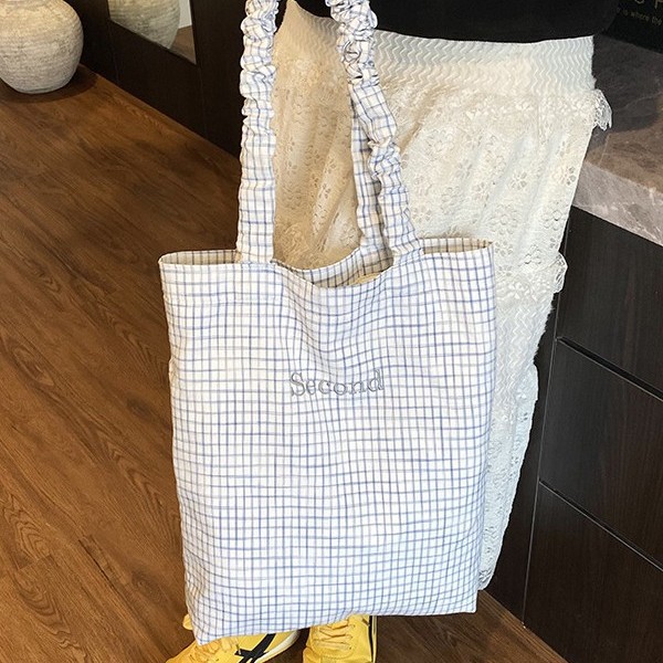 Korean checkered pattern spring and summer design simple embroidered letter stripe fabric bag for women, ins pleated versatile shoulder bag details Picture