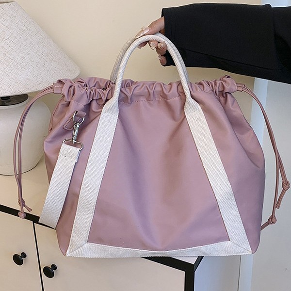 Workwear casual daily commuting color-block pocket handbag, new yoga and fitness bag for Spring/Summer 2025 Specification drawing