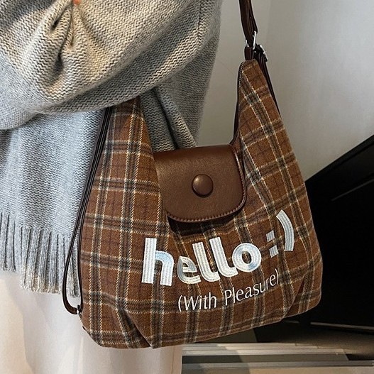Korean style French check pattern autumn and winter retro backpack, trendy and fashionable large-capacity single-shoulder bag details Picture