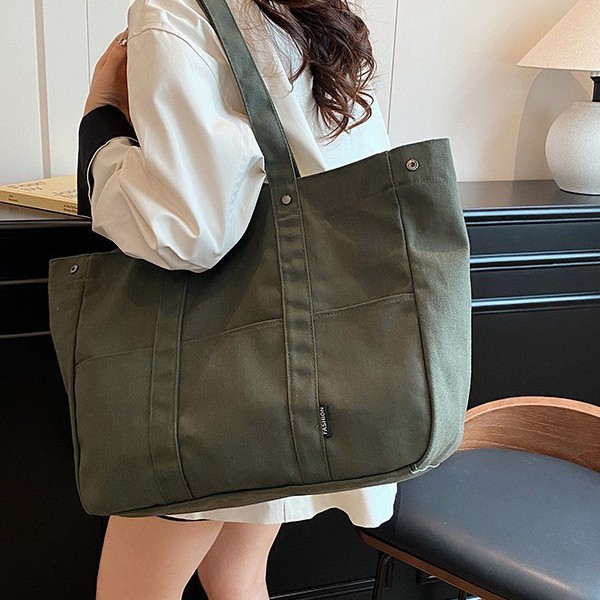 "2025 New style canvas cross-border large-capacity hand-held shoulder bag, Japanese college student class bag tote bag. Application Scenario