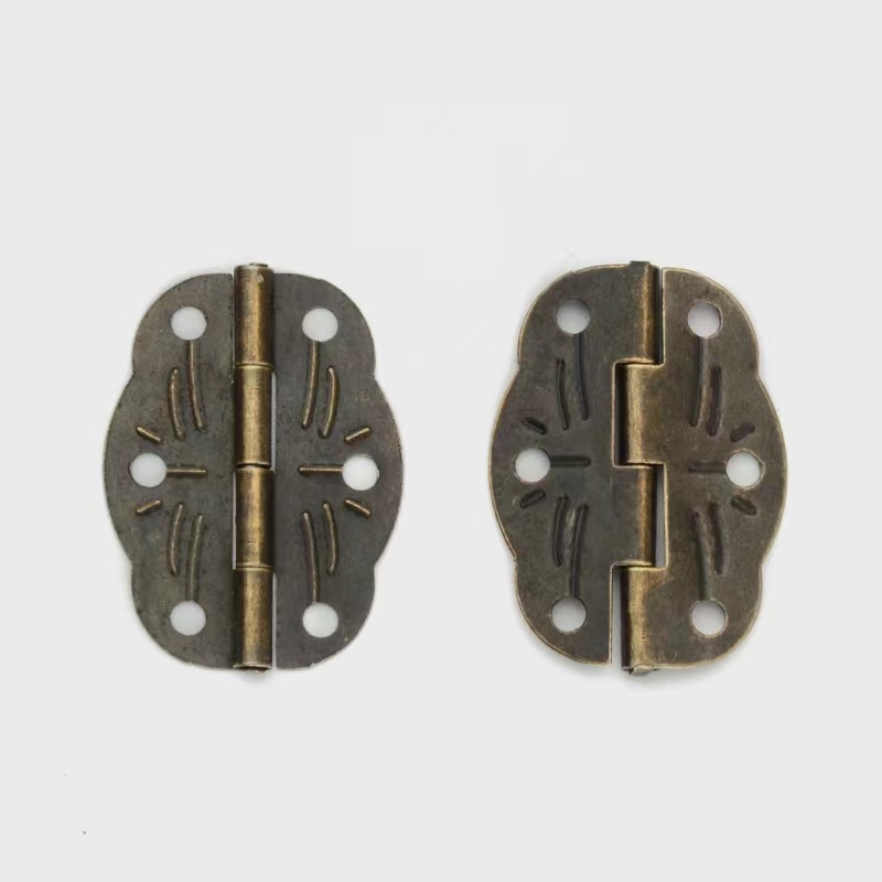 30*22MM antique hinge, tin sheet printed small hinge, wooden box gift box hinge, 6-hole small hinge hinge Application Scenario