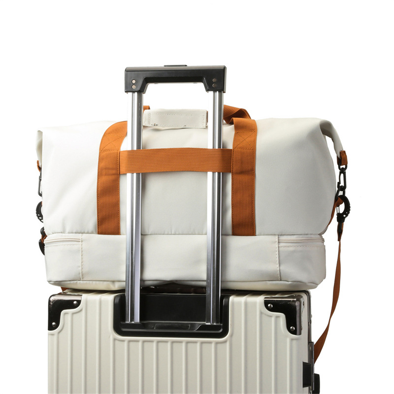 Logo-printable travel bags, large-capacity handbags, lightweight maternity bags, luggage storage bags, training and fitness bags for men Application Scenario