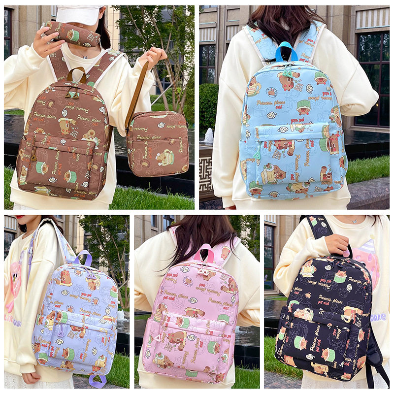 The new cross-border Kapibala schoolbag is a cute and versatile three-piece set for girls and primary and secondary school students Application Scenario
