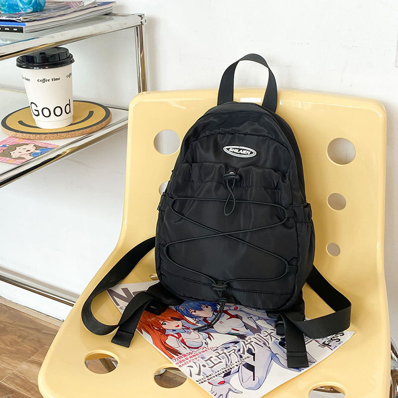 Mini fashionable outdoor travel bag, new Korean-style lightweight backpack for boys and girls, junior high school hiking backpack Specification drawing