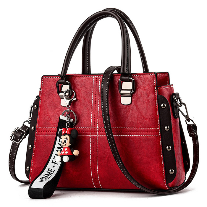 2022 New style women's bags: Korean-style personalized single-shoulder bag, fashionable and versatile crossbody bag, women's casual handbag Application Scenario